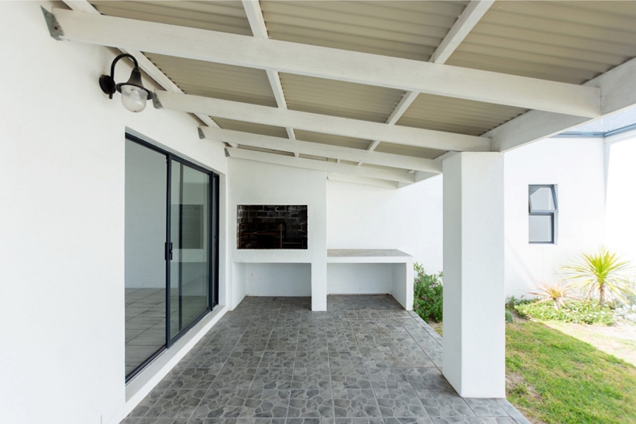 3 Bedroom Property for Sale in Atlantic Shores Beachfront Estate Western Cape